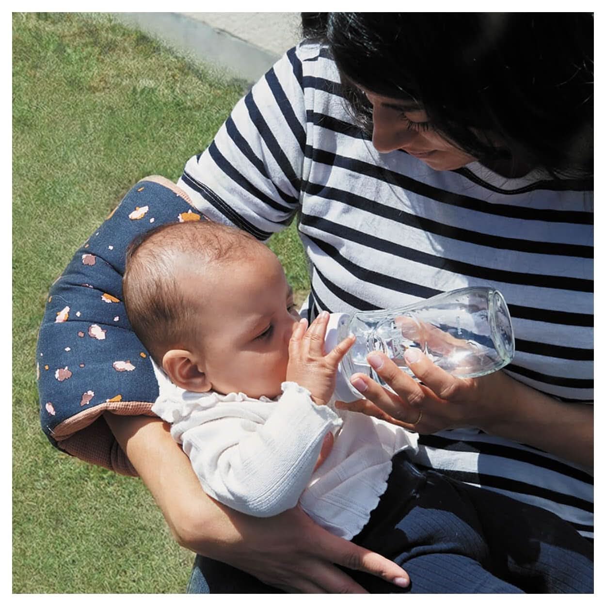 Područní polštáře na kojení, podpírá hlavičku dítěte, 24 X 15 X 19 cm Příslušenství Jídlo a kojení Bebe Naty Shop