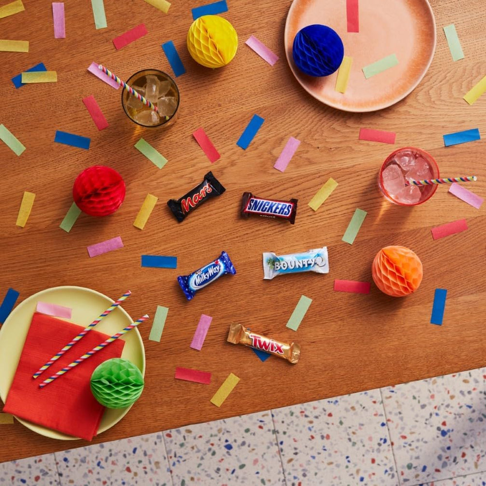 Mini čokoládové míchané balení, 71 mini čokoládových snacků (Mars, Snickers, Bounty, Twix, Milky Way) ve formě sladkostí, ideální pro večer amerického fotbalu (1400 g)