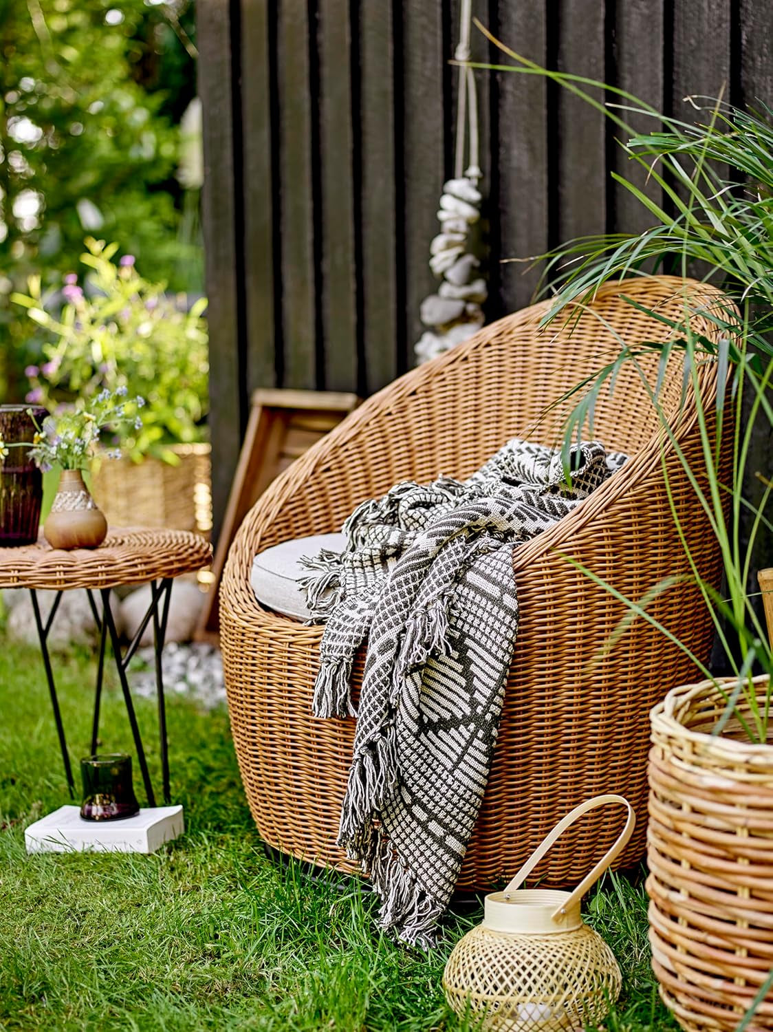 Bloomingville přehoz, černý, bavlna, 160 cm Bloomingville Beds and Deky