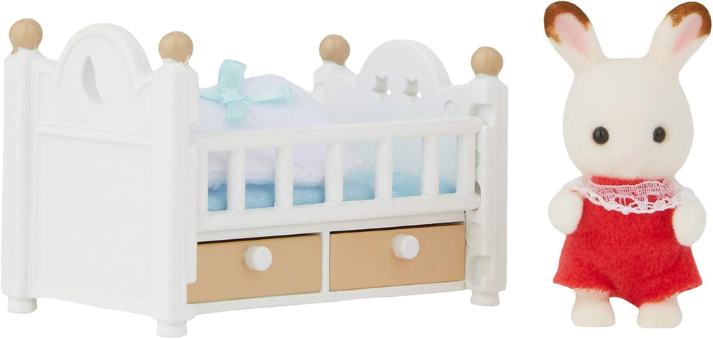Sylvanian Families 5017 Chocolate Bunny Baby With Cot - Casa de păpuși Playset Multicolor Papusi Naty Shop Titlu implicit