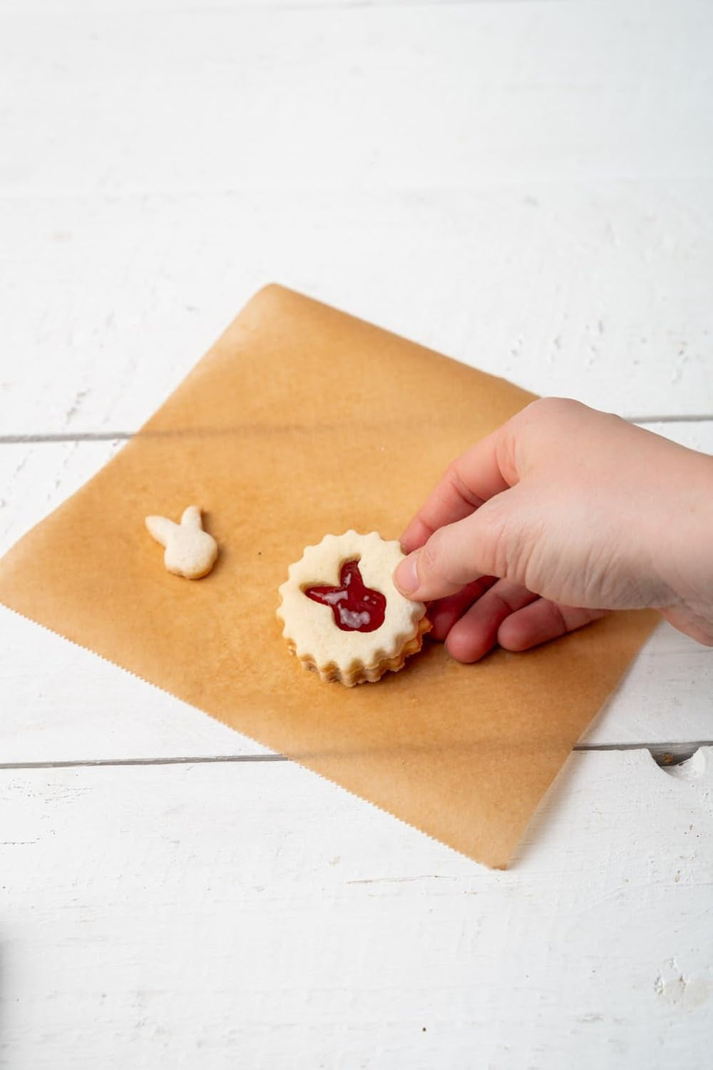 Zenker Ausstecher Linzer Hasenkopf – Hochwertiger Edelstahl, 2in1 Motiv für kreative Linzer Plätzchen, Spülmaschinenfest, Design aus Deutschland