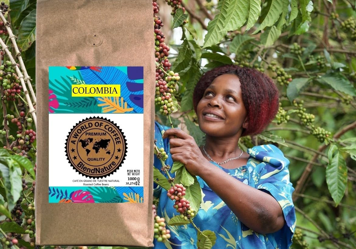1 kg de boabe de cafea naturală 100% Arabica – origine exclusivă din Columbia – premiate cu 82 de puncte de către Asociația Cafelelor de Specialitate (SCA) – pentru aroma, gustul și excelența sa