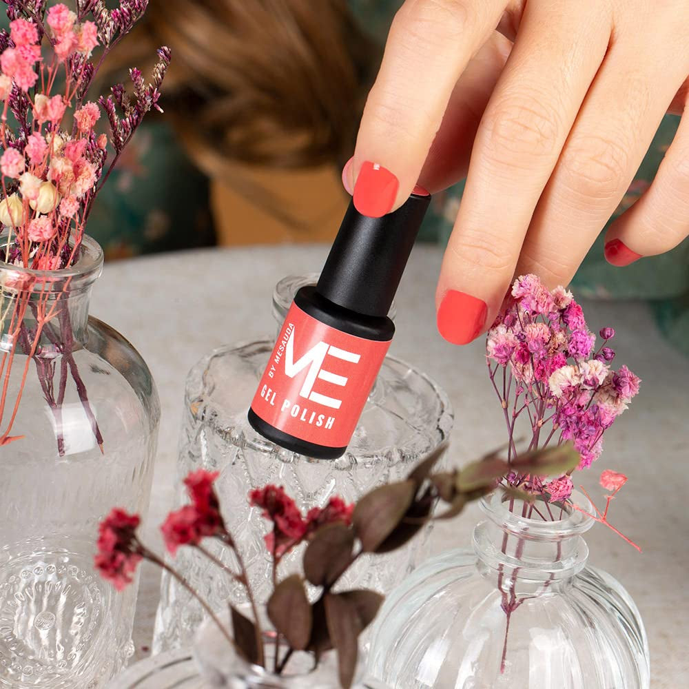 Me by Semipermanent Enamel Peach - 272 Floral Shock - Lesklý povrch - Technologie Easy Off - Easy Off - Veganské a bez krutosti - 4,5 ml