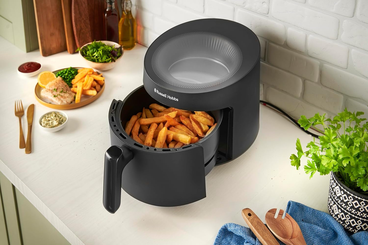 Russell Hobbs Airfryer, 5 litrů, 10 programů, okénko Naty Shop Appliances