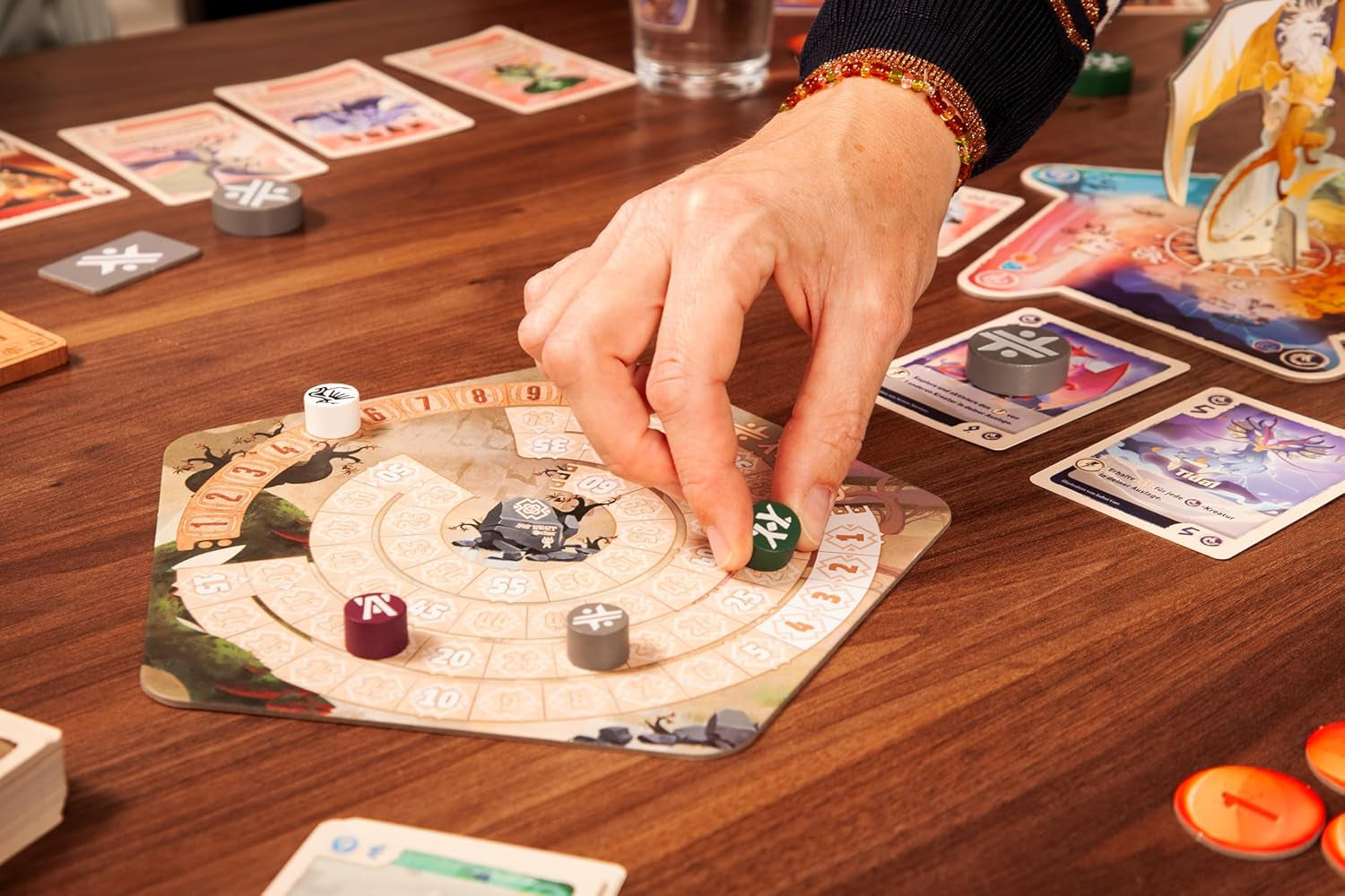 Pegasus Spiele 51330G Valea Eternității, M, Alb