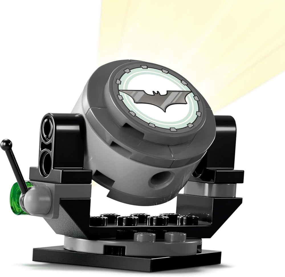 LEGO DC Batman: Batman Tumbler vs. Two-Face & Joker - Superhrdinská hračka s batmobilovým autem - Hrací sada s minifigurkami - Dárek pro chlapce a dívky od 8 let 76303 Stavebnice Besuche den LEGO-Store