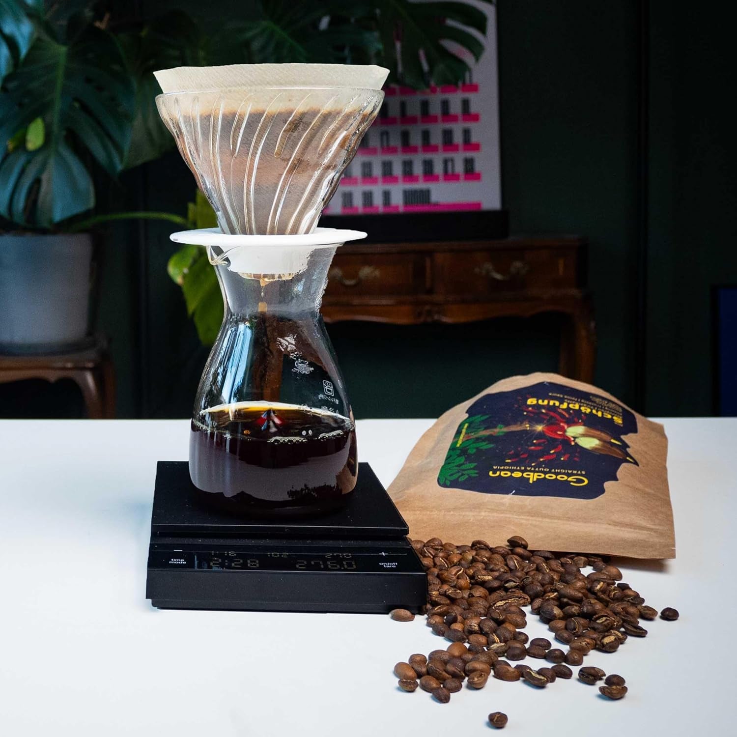 Creația | Florală, fructată, aciditate delicată | Boabe de cafea blânde și armonioase | 100% Arabica | Etiopia - Yirgacheffe | Proaspăt prăjită | Expediată direct de la prăjitorie | Prăjire medie (2500g)