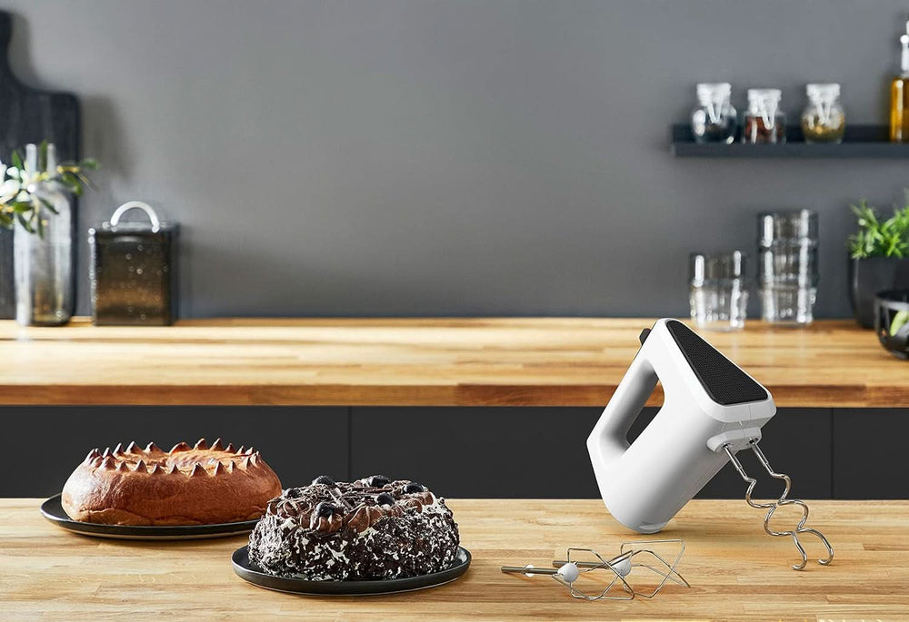 Krups GN4001 3 Mix 4000 Ruční mixér | 450 Watt | Robustní provedení | Regulátor otáček | Turbo-Und Auswurf-Funktion | Vč. 2 Rührbesen Und 2 Knethaken | Weiß/Grau Kitchen Naty Shop