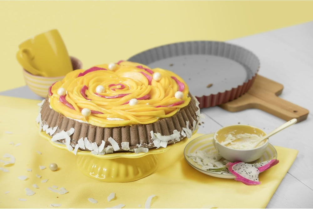 ORIGINÁL KAISER Classic plus Obstbodenform 28 Cm, 28,4 X 28,4 X 3,5 cm & Classic Mini Torteletts 6 Stück, Tartelette Förmchen 10 Cm, Tarteform Klein, Tortelettförmchen Antihaftbeschichte Formy a plechy na pečení Naty Shop