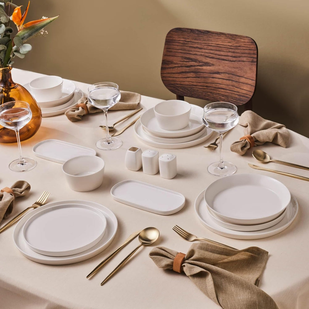 Set de veselă Karaca Stream Bone Bomo pentru 12 persoane, set elegant de farfurii pătrate, veselă elegantă din porțelan alb