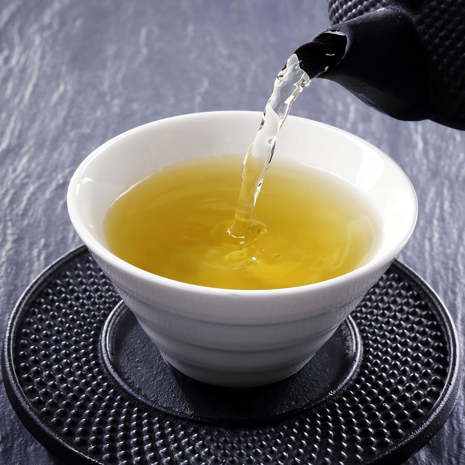 Ceai Dong Ding Oolong din Taiwan - Ceai Oolong direct de la fermierii din Taiwan - Aromă puternică de nuci și flori (100 grame)