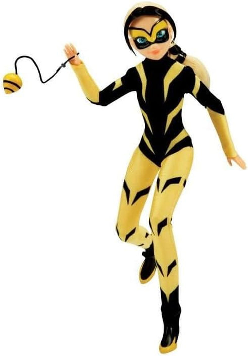 Bandai - Miraculous Ladybug - Doll Marinette Colour Change Surprise - Păpușă articulată Miraculous, 26 Cm + 3 surprize - Model aleatoriu - P50390 Papusi Naty Shop Vesperia