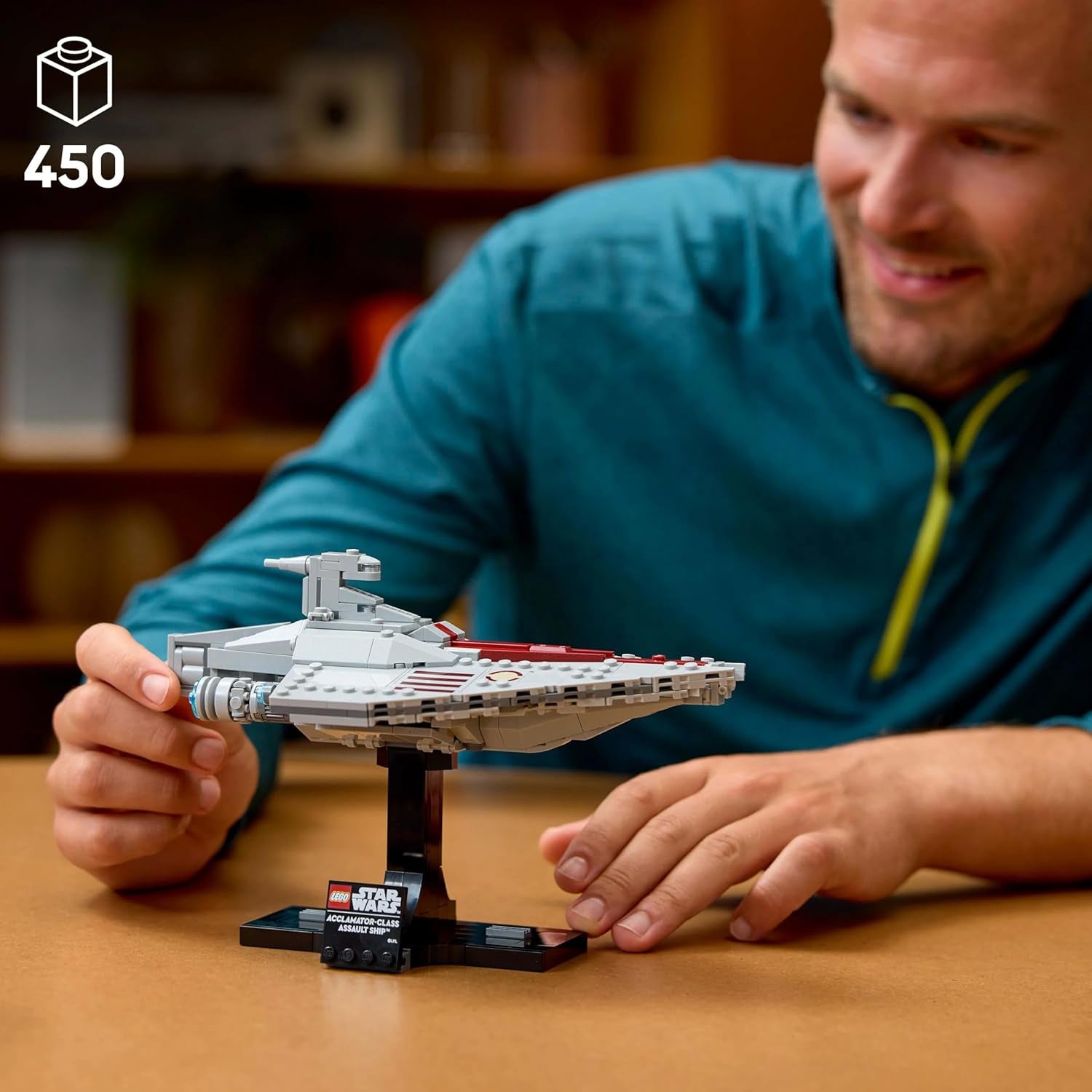 LEGO Star Wars 75404 Útočná loď třídy Acclamator z Attack of the Clones - Hvězdná loď ke sbírání, stavění a vystavení - Stavebnice Fantasy - Dárek pro dospělé a dospívající fanoušky Stavebnice Besuche den LEGO-Store