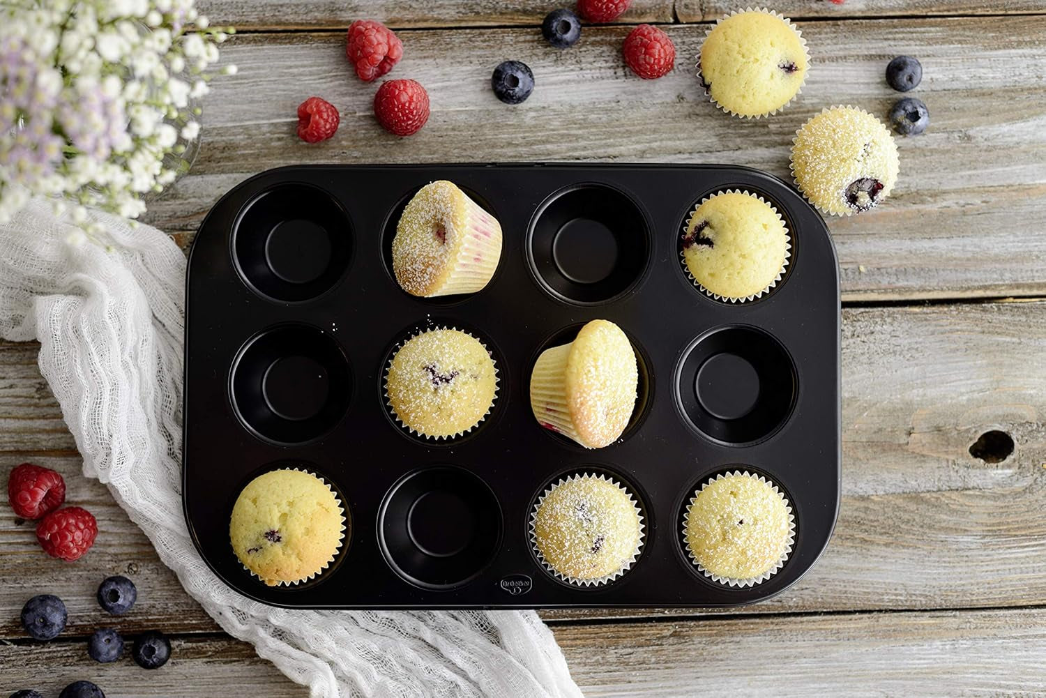 Dr. Oetker - Hliníkový pekáč Tradition s nepřilnavým povrchem (barva: černá), 1 kus. Formy a pečící plechy Naty Shop