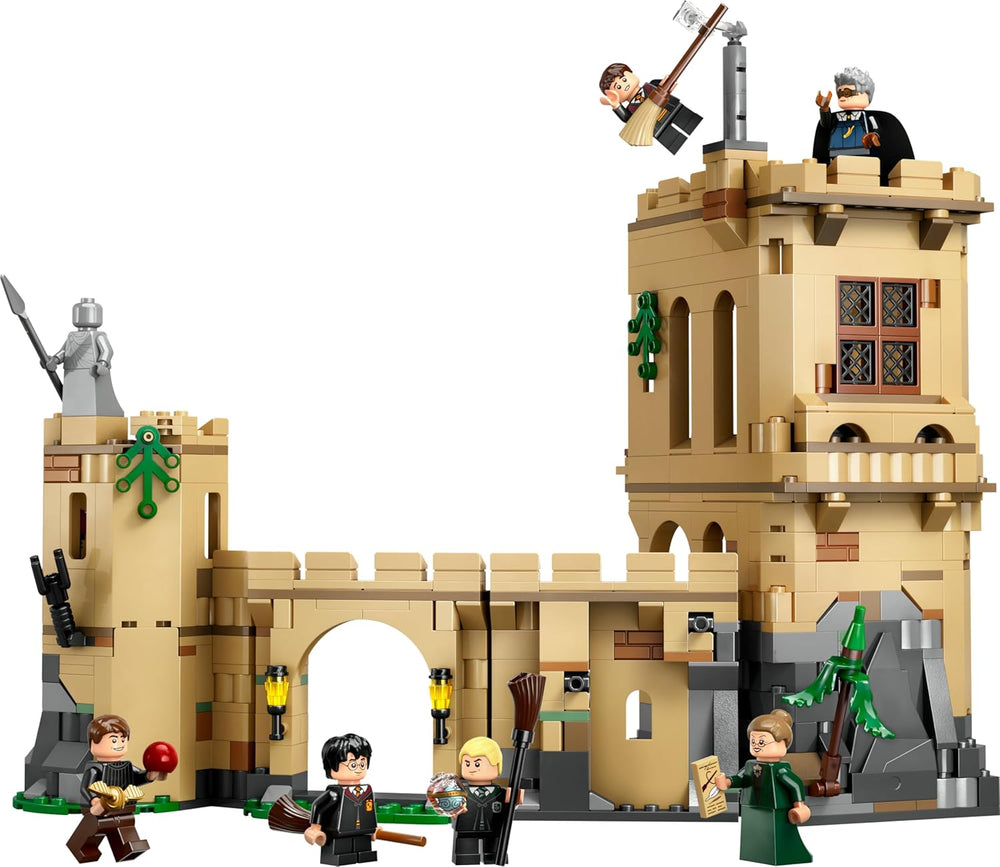 LEGO Harry Potter Schloss Hogwarts: Flugstunden, Abenteuer-Spielset se 6 minifigurkami zum Sammeln, vč. Draco Malfoy a profesorka McGonagallová, Rollenspiel Set für Jungen und Mädchen ab 9 Jahren 76447