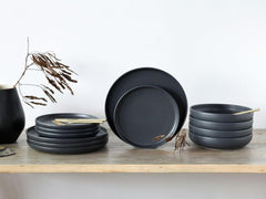 Creatable, 22979, Serie Uno BLACK, 12-teiliges Geschirrset, Teller Set Aus Steinzeug, Spülmaschinen- Und Mikrowellengeeignet, Made in Portugal Sady nádobí Naty Shop