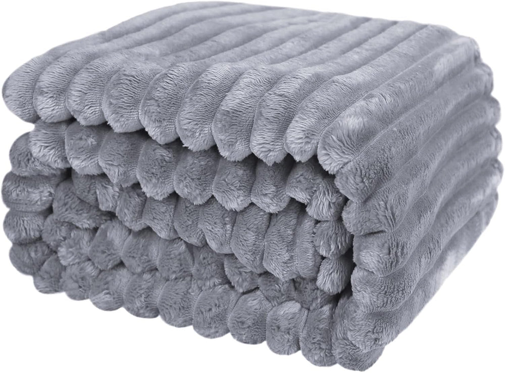 Pohodlná přikrývka 200X230 Cm - Hřejivá a nadýchaná přikrývka na postel a pohovku Přikrývka pro maminku, ženu a přítelkyni (béžová, 200X230Cm) KEAYOO Postele a přikrývky Šedá 200X230Cm