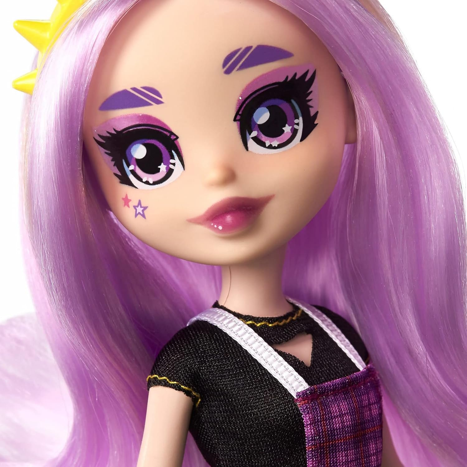 Mattel Hello Kitty GWW98 - Sanrio Badtz-Maru Figur und Jazzlyn Puppe (ca. 25,4 cm) mit Kleidung und Accessoires, langem lila Haar und trendigem Outfit, tolles Geschenk für Kinder ab 3 Jahren