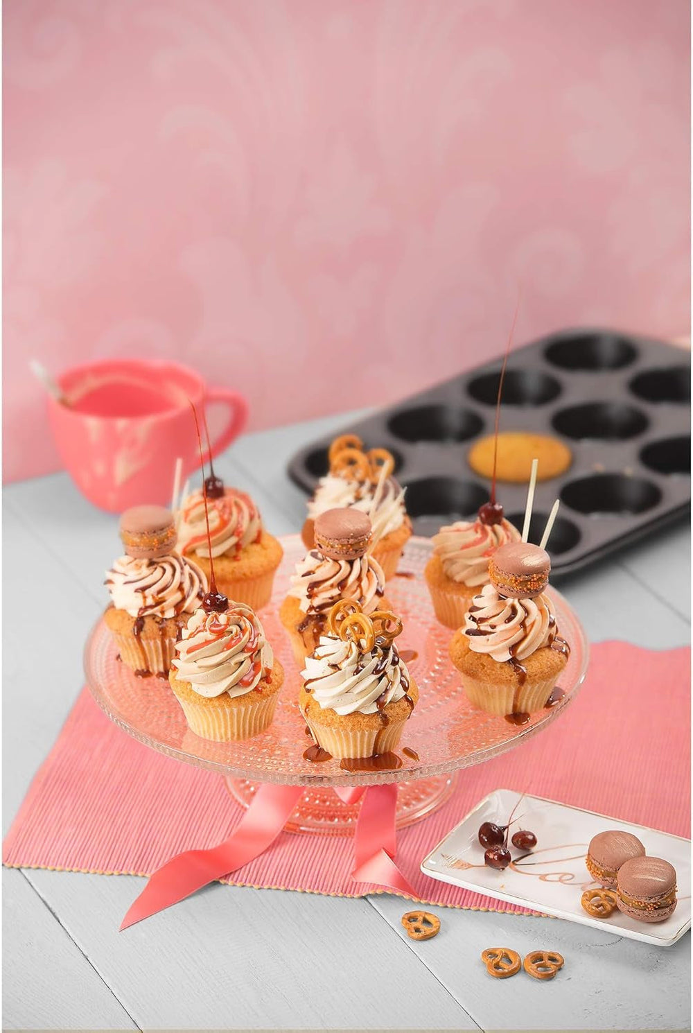 Kaiser Classic Tarteform Mit Hebeboden 28 Cm, Quicheform Antihaftbeschichte & Inspiration Muffinform Blech Für 12 Muffins, Muffin Backblech 38 X 27 Cm, Beschichtet, Standardgröße Formy a pečící plechy Naty Shop