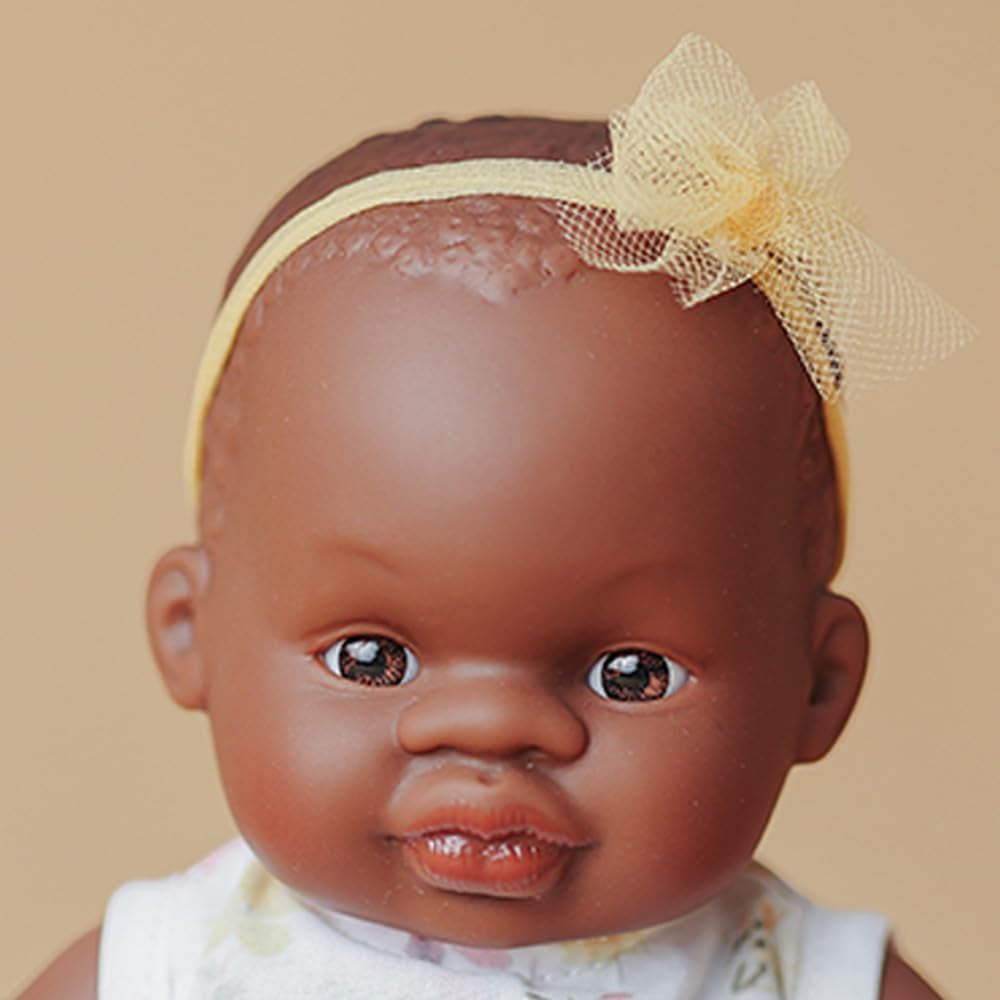 Miniland loutka, 21 cm, Africká dívka. Vyrobeno ve Španělsku. Anatomicky správně. Kolekce My Friend & Me, African Girl