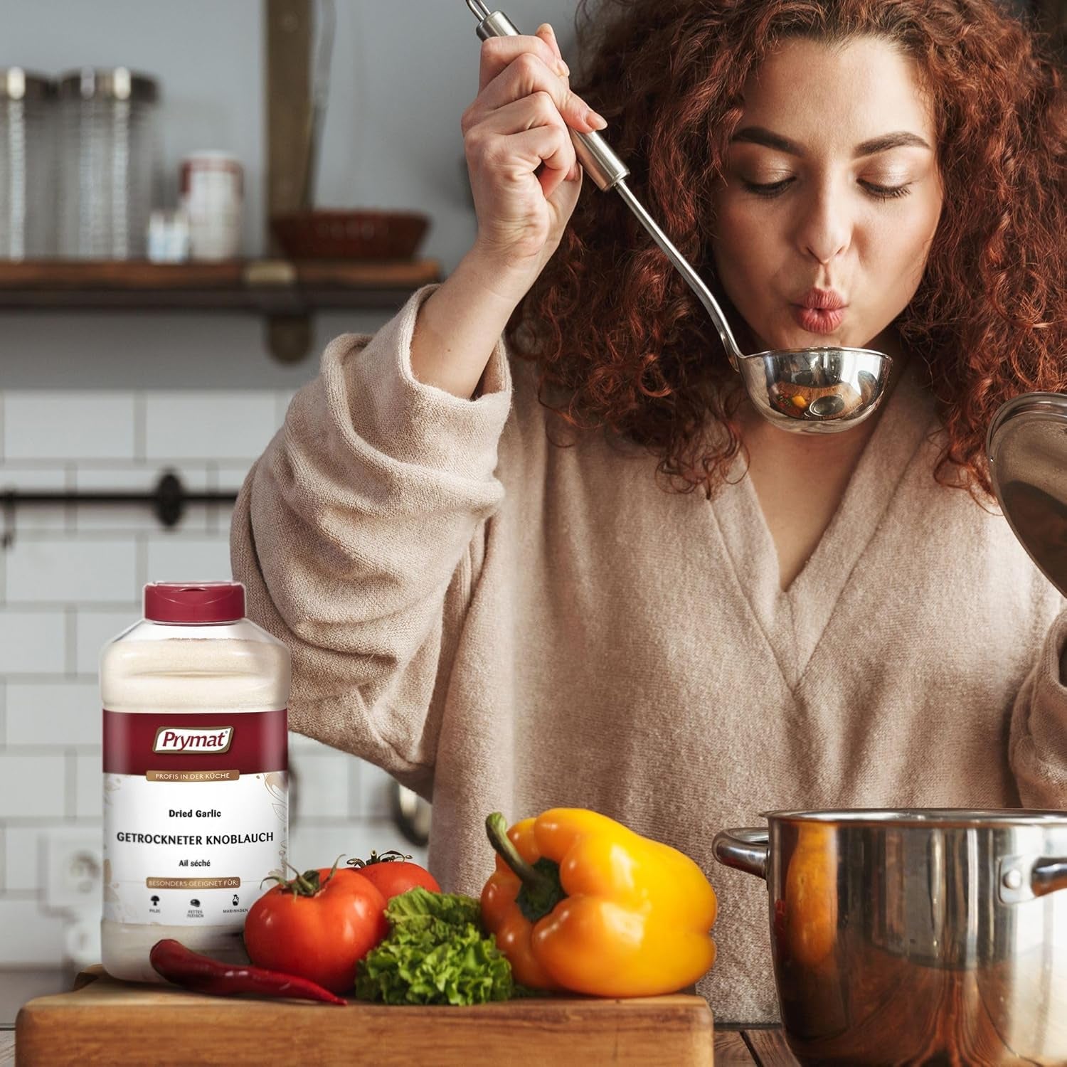 Prymat Getrockneter Knoblauch granuliert 1,05 kg – Aromatisches Knoblauchgranulat zum Würzen von Fleisch, Fisch, Gemüse, Saucen, Dips & Marinaden – intensiv im Gesmack – ohne Zusätze