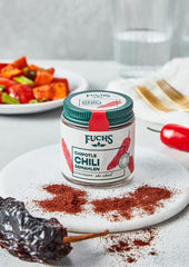 Fuchs Gewürze - Chipotle Chili gemahlen | Rauchiges Chilipulver | Chilli prášek v prémiové kvalitě 50 g im wiederverschließbaren Gewürzglas