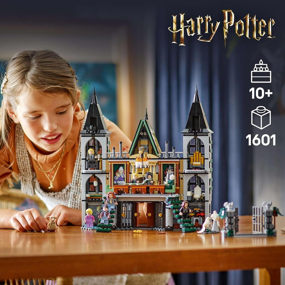 LEGO Harry Potter Malfoy Family Country Estate, fantastická hračka ke sbírání a vystavování, dárek pro chlapce, dívky a fanoušky kouzelnického světa, nápad na dárek s 9 minifigurkami 76453 Stavebnice Besuche den LEGO-Store