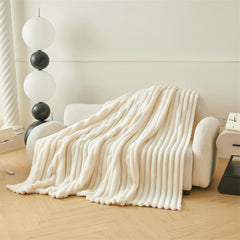 Pohodlná přikrývka 200X230 Cm - Hřejivá a nadýchaná přikrývka na postel a pohovku Přikrývka pro maminku, ženu a přítelkyni (béžová, 200X230Cm) Postele a přikrývky KEAYOO