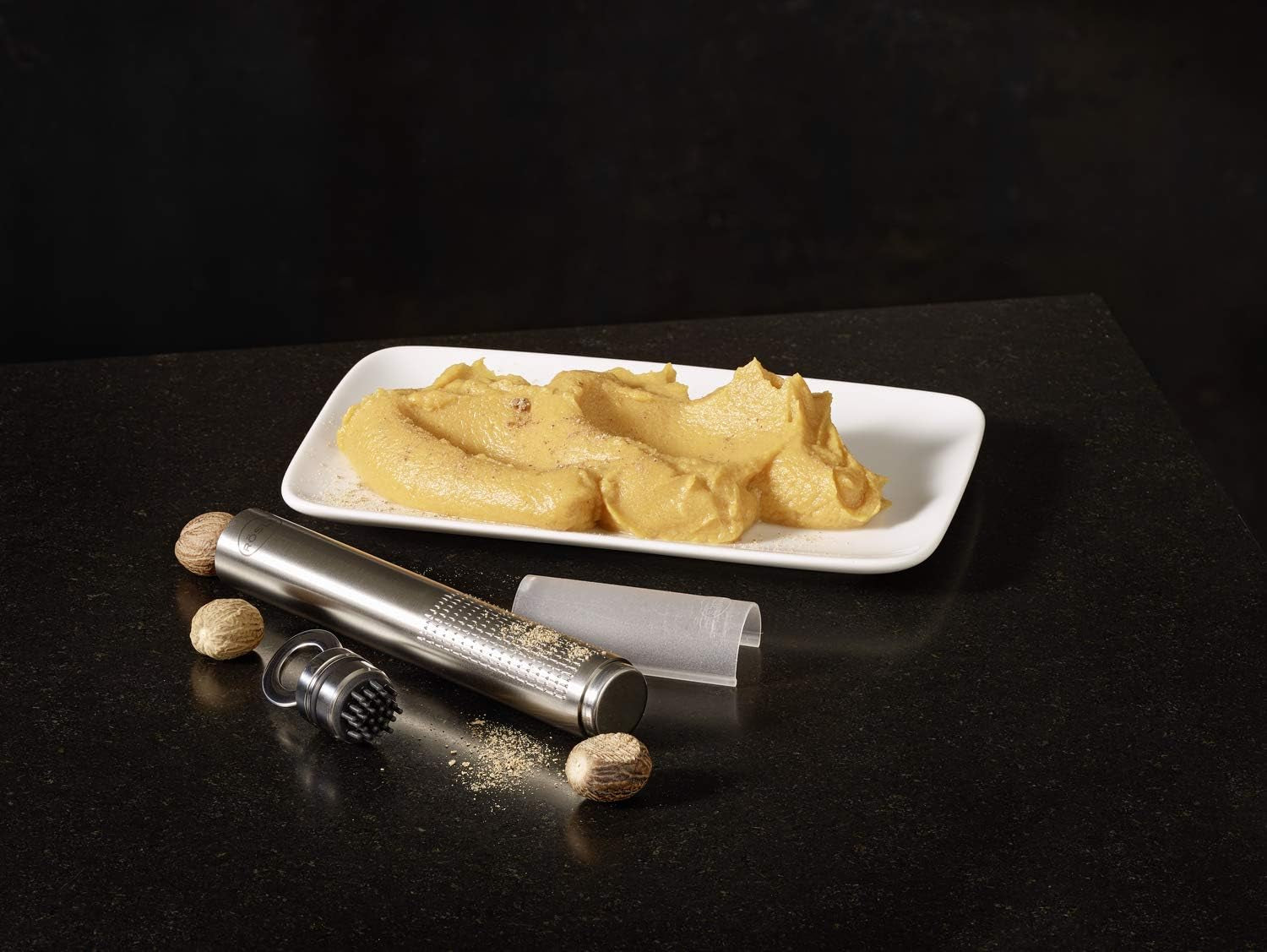 RÖSLE Mlýnek na muškátový oříšek, nerezová ocel 18/10 Peeler Naty Shop