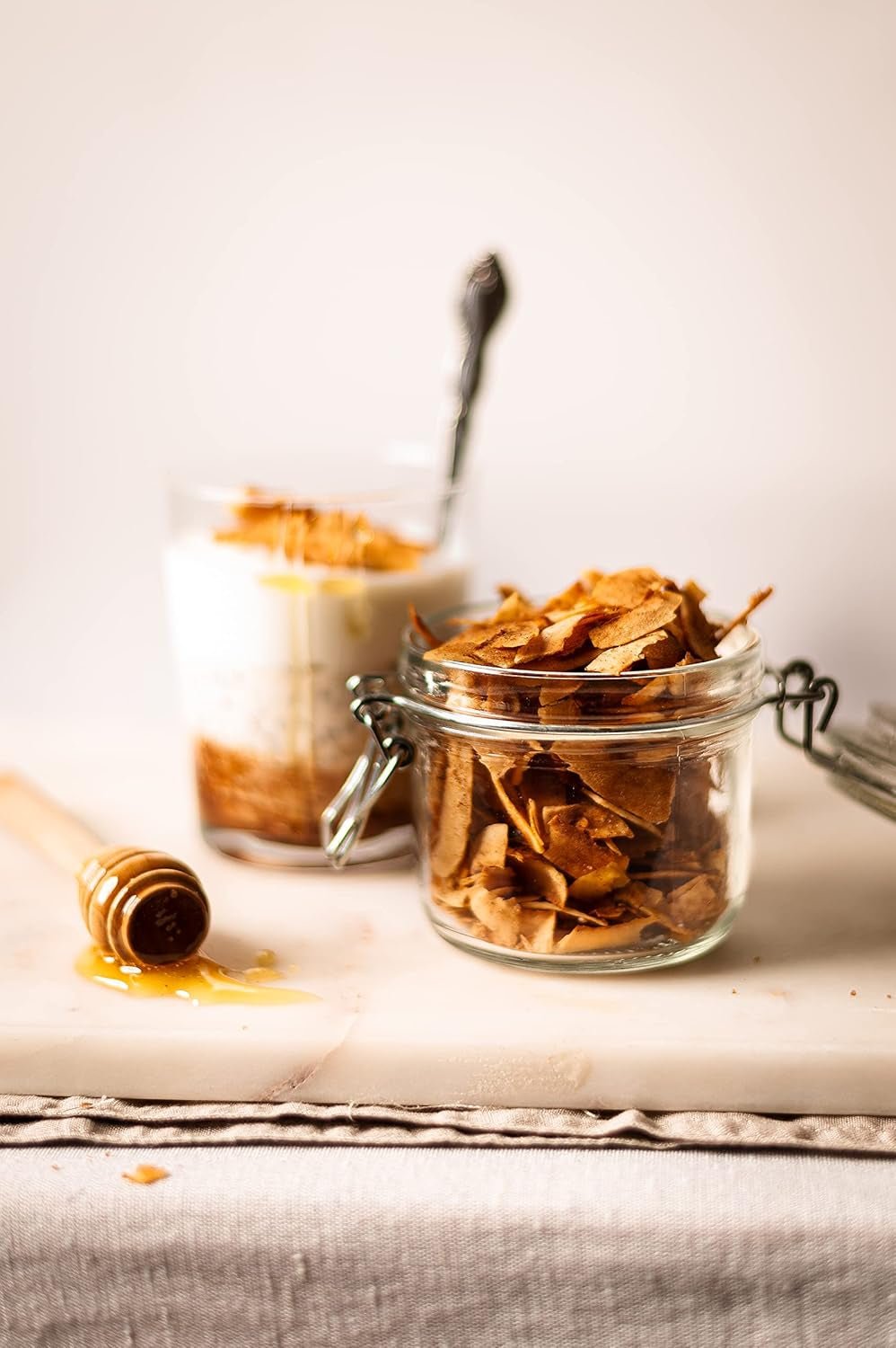 Biojoy chipsuri de nucă de cocos uscată bio (1 kg), neîndulcită și neprăjită Produse deshidratate Naty Shop