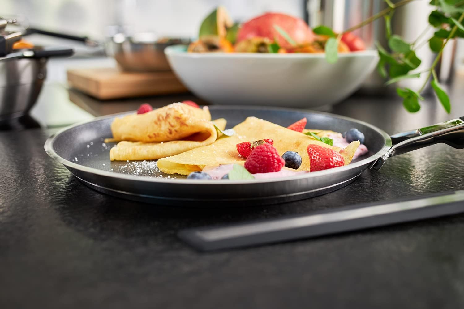 Pánev na palačinky RÖSLE SILENCE PRO, prémiová nepřilnavá vrstva Proresist odolná proti poškrábání, nerezová ocel 18/10, vhodná na indukci Hrnce a pánve Naty Shop