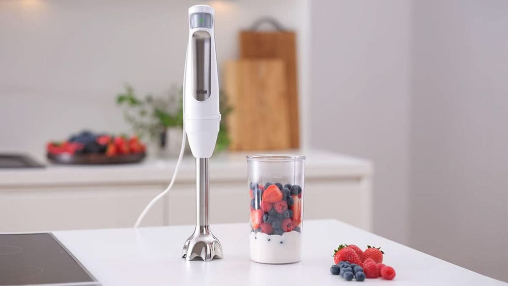 Braun Homehold Hogar Multiquick 7 Armmixer, Spritzschutz-Technologie, Spülmaschinenfest, Bpa-Freier Kunststoffbecher, MQ7000, 1000 W, Weiß Kitchen Naty Shop