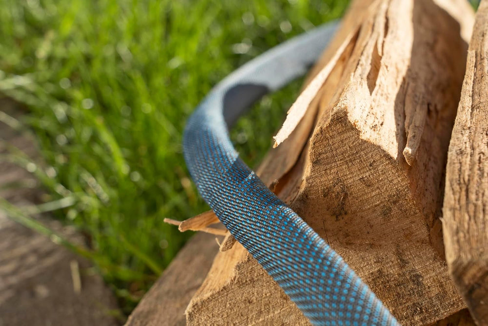 Gardena Liano Xtreme 1/2 inch, Set 15m + Geantă: Furtun de grădină extrem de robust din material textil cu geantă, cu furtun interior din PVC, ușor, rezistent la intemperii (18468-20)