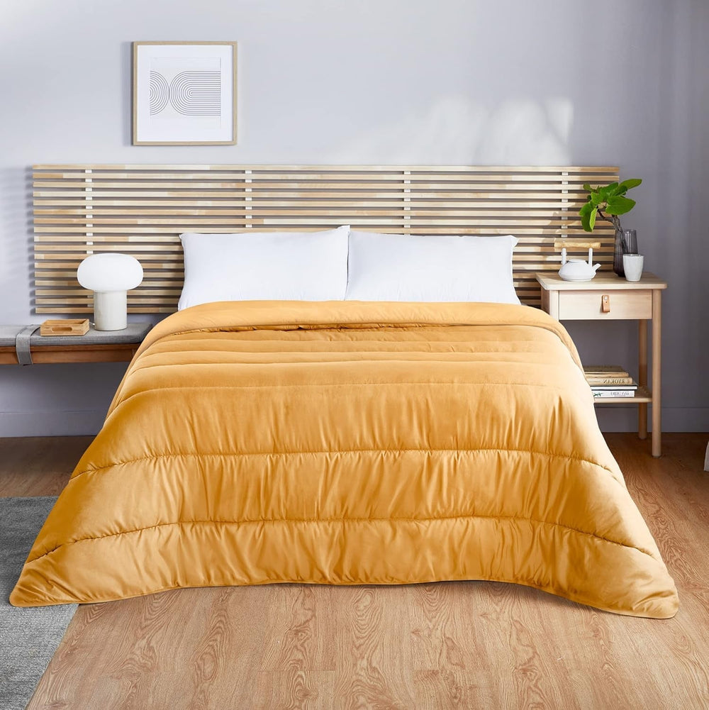 Pikolin Home - Oboustranná přikrývka 300 G - bicolor Nordic výplň - do postele 150 - pohodlná, teplá, prodyšná, modrá, 240 X 220 cm Přikrývky a přikrývky Naty Shop