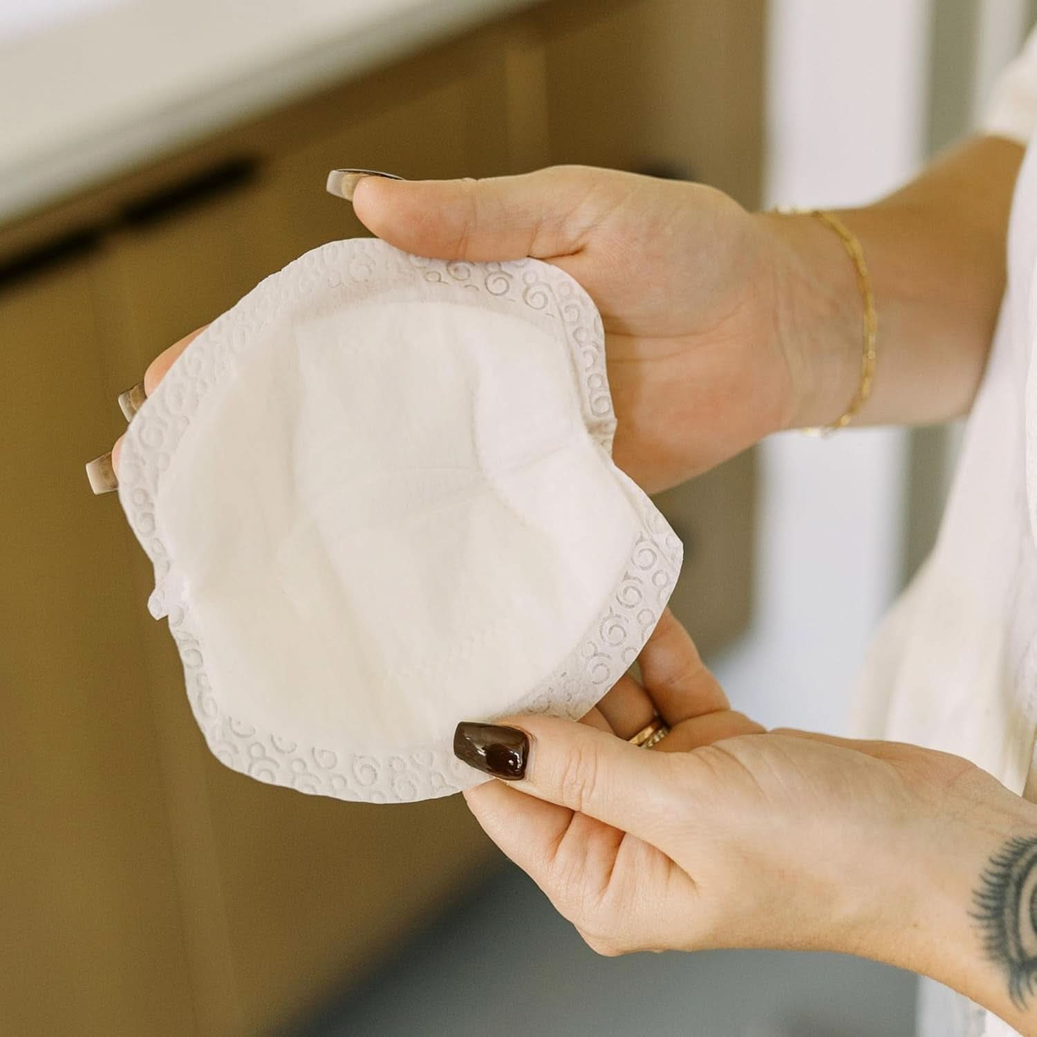 Discuri de unica folosinta, absorbante, negre, 60 bucati Accesorii Hrana si Alaptare Bebe Naty Shop