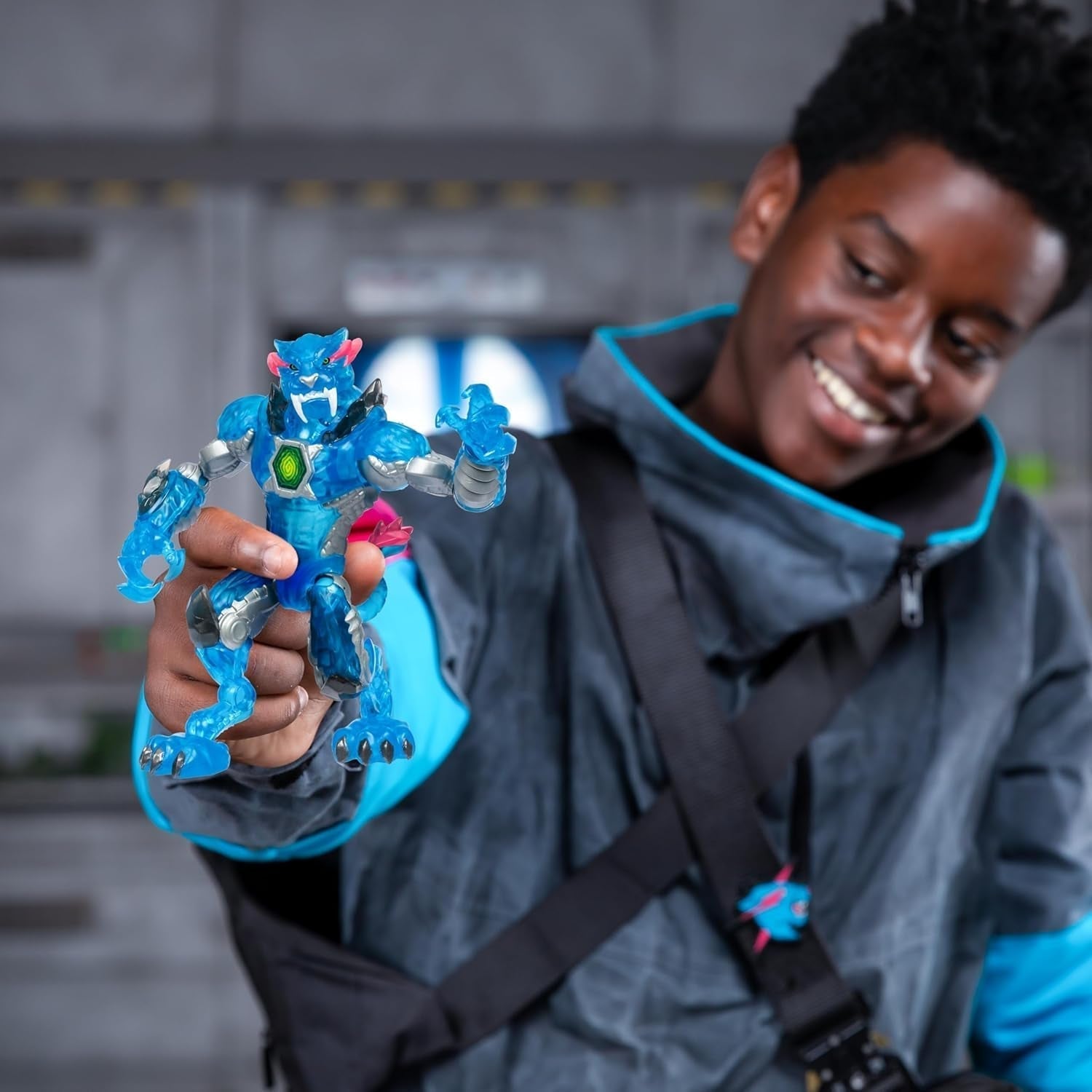 Stěhováci; Přesuňte ultimátní zvíře. Zažijte a vytvořte akční figurku Stealth Panthera z Mrbeasta. Sbírejte 3, Iconic Panther, Stealth Panther, Metallic Panther Akční figurky Naty Shop