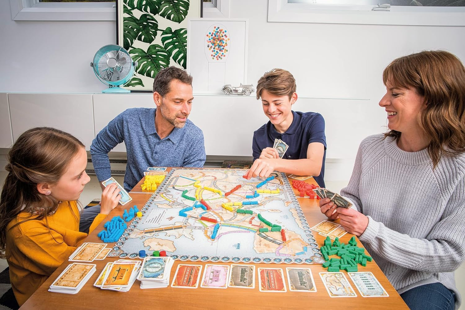 Asmodee, Ticket to Ride: Europe, Days of Wonder, Základní hra, Rodinná hra, Stolní hra, 2–5 hráčů, Věk 8+, 30–60 minut, Němčina