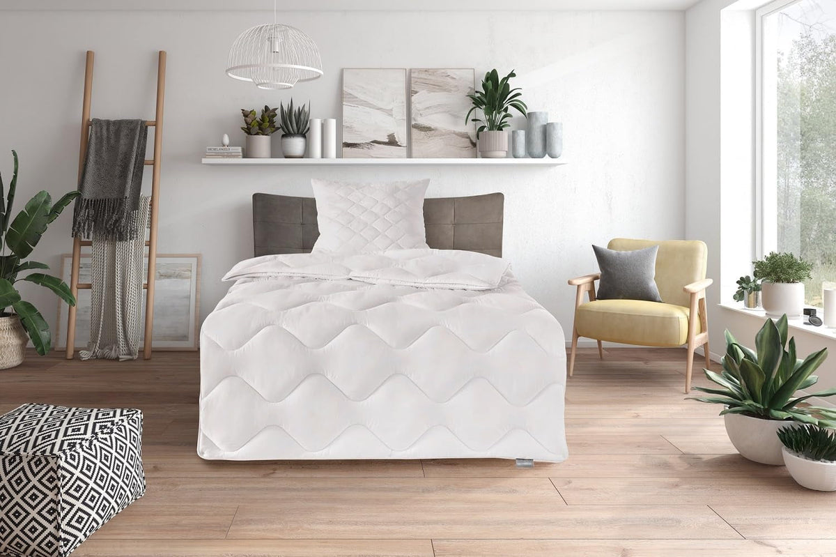 Traumnacht Cozy - Set de pat 4 sezoane, 1 X plapumă divizibilă 135 X 200 Set și 1 X pernă 80 X 80 Cm, certificat Ã-ko Tex, alb, dezvoltat în Germania ,( pachet de 2 ) Plapumi si pilote Naty Shop 4 sezoane 135 X 200 Set