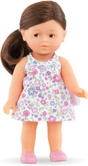 Corolle 9000240020 - Romy brunett Les Trends Mini Corolline 20 cm, Francouzská panenka s šarmem a vůní vanilky, 20 cm
