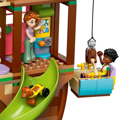 LEGO Friends Tree House Stavebnice a hraní Sada na hraní rolí Hrací dům pro dívky 8 let Sada se 4 minifigurkami postav a 2 figurkami zvířat Tip na dárek pro děti 42652 Stavebnice Besuche den LEGO-Store