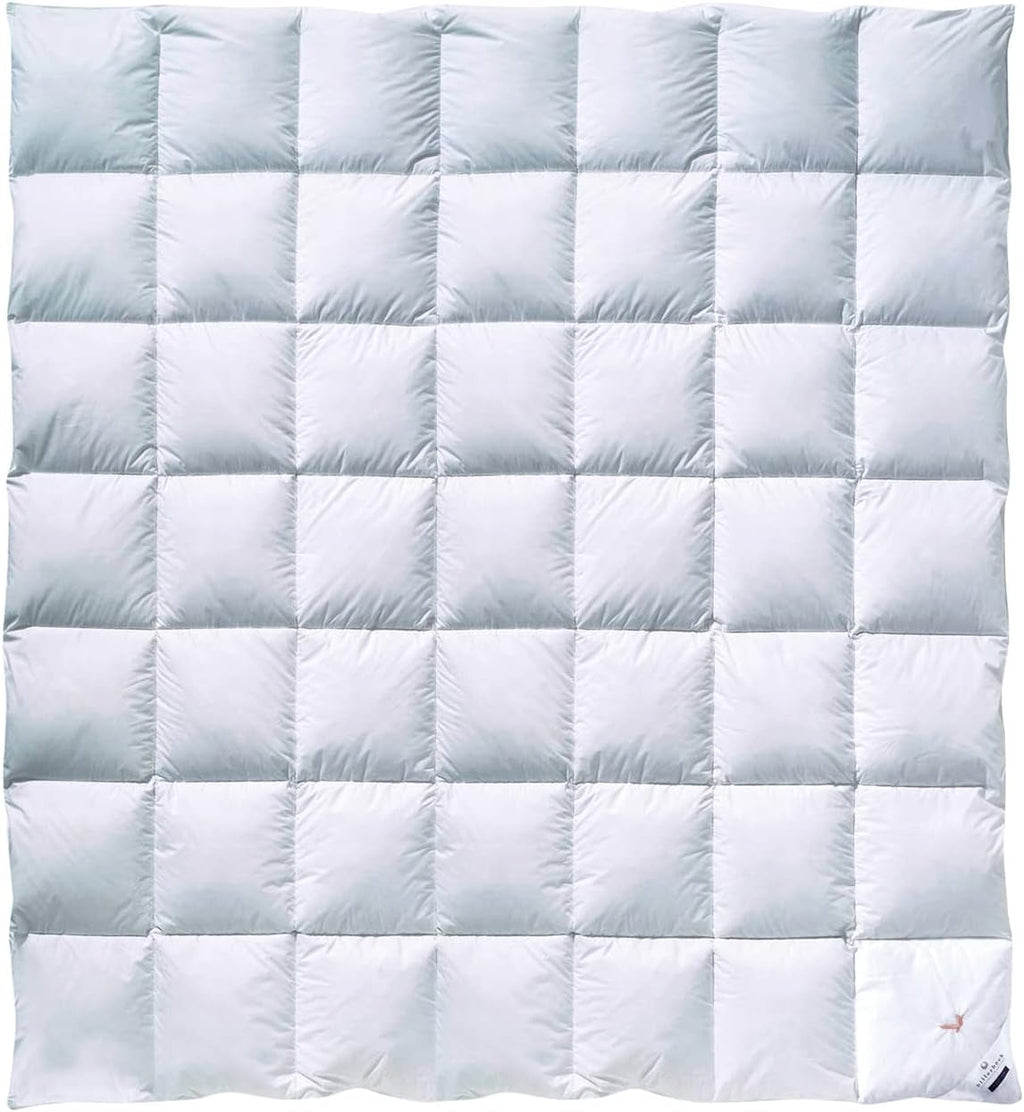 Plapuma din puf Billerbeck - E04 Gold Edition - Plapuma pentru toate anotimpurile - 135 X 200 Cm Plapuma cu puf real - Nivel mediu de căldură Plapumi si pilote Naty Shop Mediu (M) 200 X 200 Cm