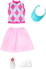 Barbie Fashions And Accessories - Set de modă colorat cu peste 65 de ținute unice, 13 articole de îmbrăcăminte, 8 accesorii și 8 perechi de pantofi, pentru ore întregi de distracție în styling, universal, HRG56 Papusi Naty Shop