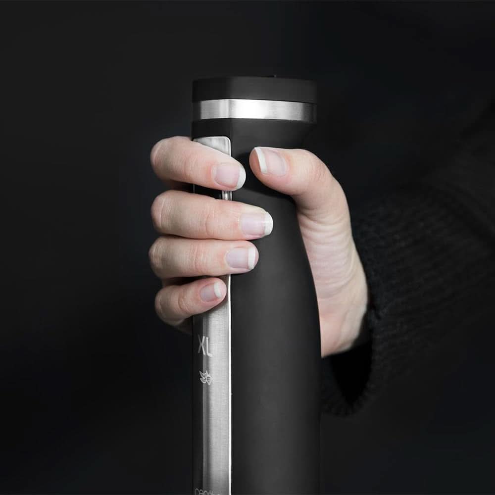 Cecotec ruční mixér Powergear 1500 - Klingen Aus Titanium Beschichtung, 21 Geschwindigkeitsstufen, 1500 W, Inklusiv Glas Mit Deckel. (Schwarz Und Edelstahl, XL) Kitchen Naty Shop