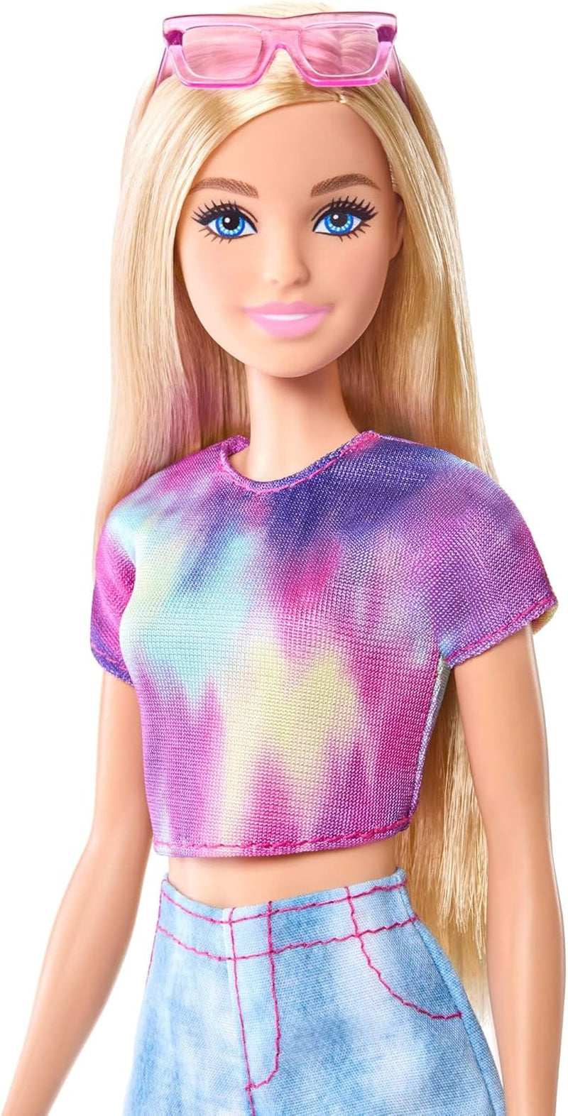 Barbie Mysteries: Beach Detectives Barbie Malibu Modepuppe mit unverkennbarem Outfit zum An- und Ausziehen und Accessoires, inklusive Sonnenbrille, JFV63