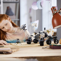 LEGO Space Toy Set 42158 Technic NASA Mars Rover Perserverance s aplikací Ar, Vědecká stavebnice pro dívky a chlapce 10+ stavebnic Besuche den LEGO-Store