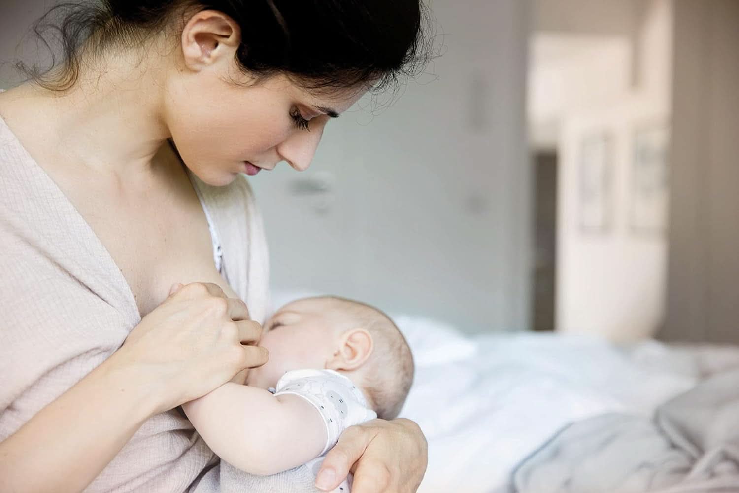 Nip® First Moments chrániče bradavek, 2 kusy Příslušenství pro potraviny a kojení Bebe Naty Shop