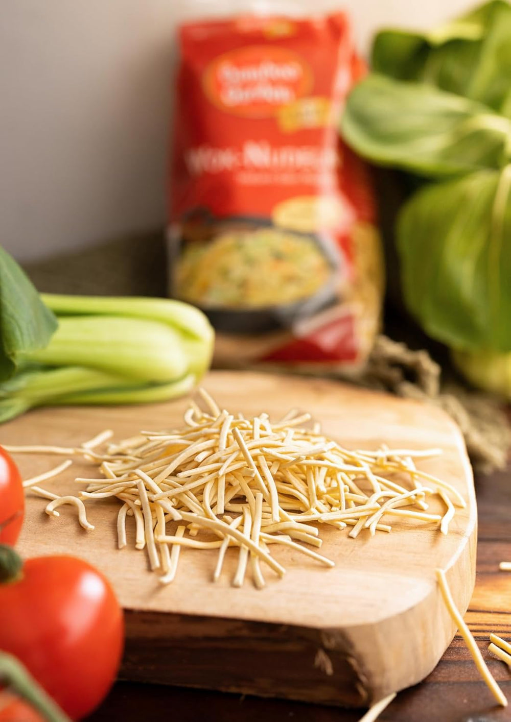 Bambusová zahrada - Wok nudle | Instantní nudle s vejcem | Mixujte, není nutné předvaření | Pro asijské wok pokrmy | 250 g v sáčku