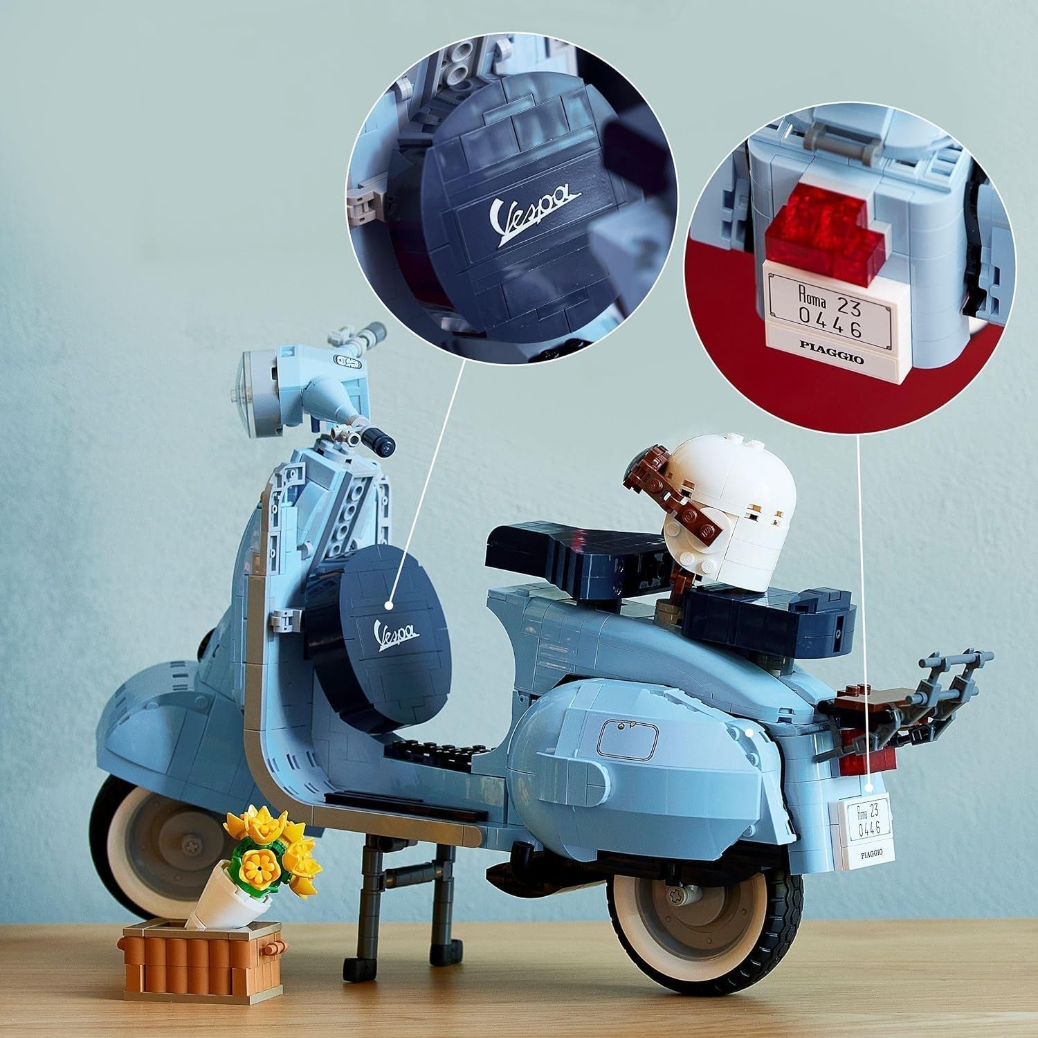 LEGO Icons Vespa 125, sestavitelný model motocyklu, historický italský skútr, modelová sada pro dospělé, výstavní kousek jako dekorace pokoje, dárky pro ženy a muže 10298 stavebnic Besuche den LEGO-Store