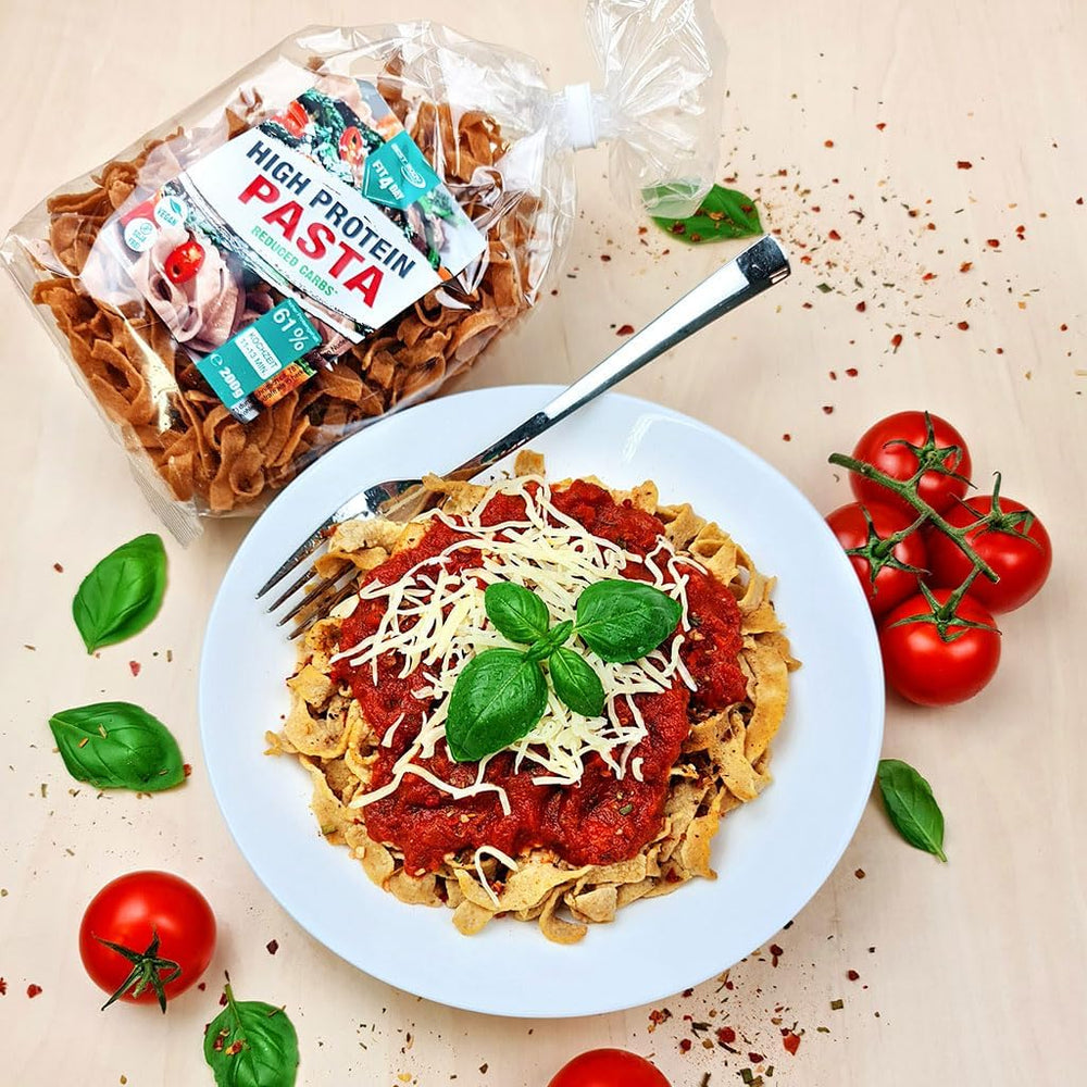Nejlepší proteinové těstoviny pro tělovou výživu 6 x 200 g - Fit4Day High Protein Tagliatelle - 61 % proteinů, nízký obsah sacharidů, veganské a bez laktózy, bez sóji - vysoce kvalitní hrachový protein - pro nízkosacharidové diety