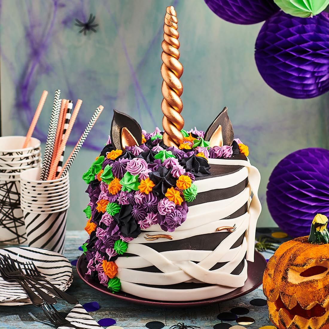 FunCakes Raven Fondant negru rulat: ușor de utilizat, neted, flexibil, moale și flexibil, perfect pentru decorarea prăjiturilor, halal, kosher și fără gluten, 250 g Pasta de zahar Naty Shop